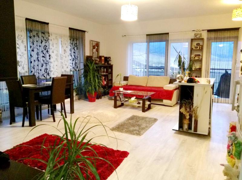 Apartament 2 camere de vanzare