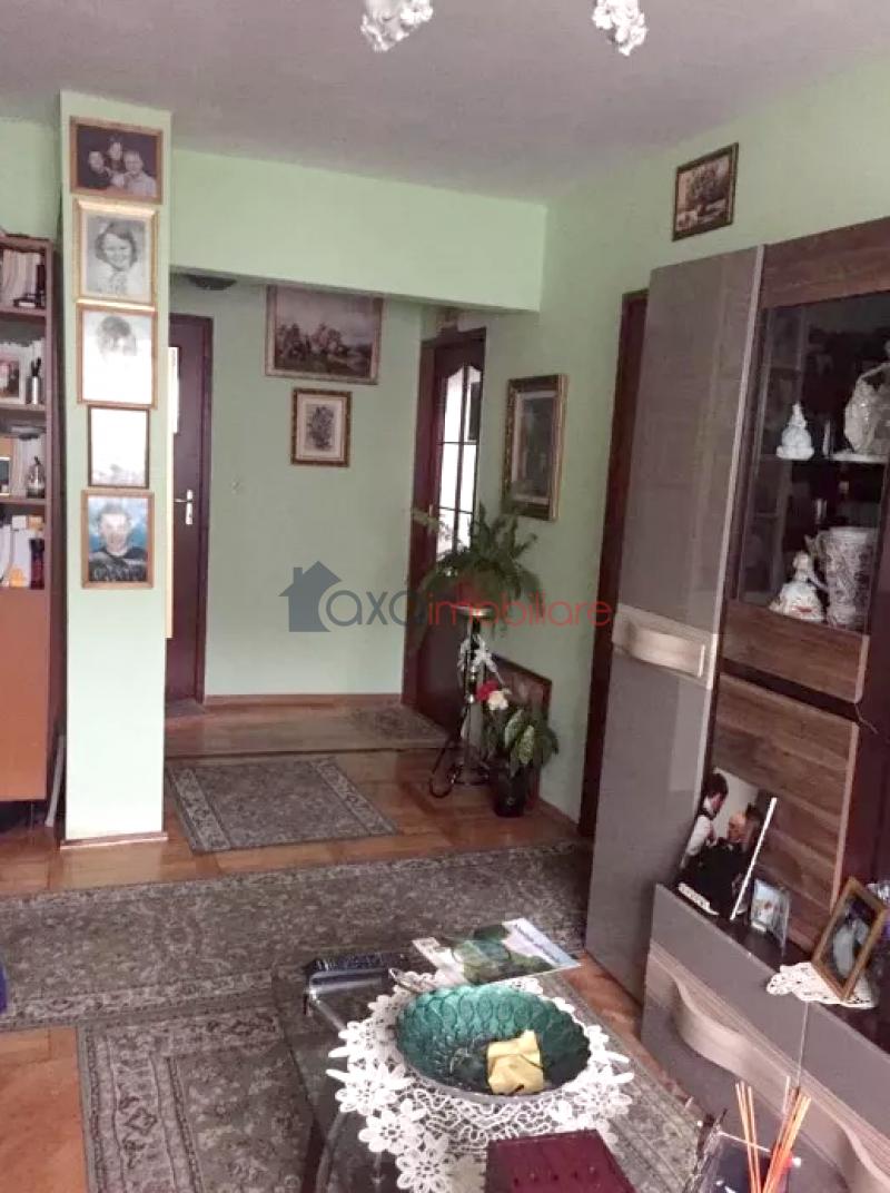 Apartment 4 rooms for sell in Cluj-napoca, ward Manastur