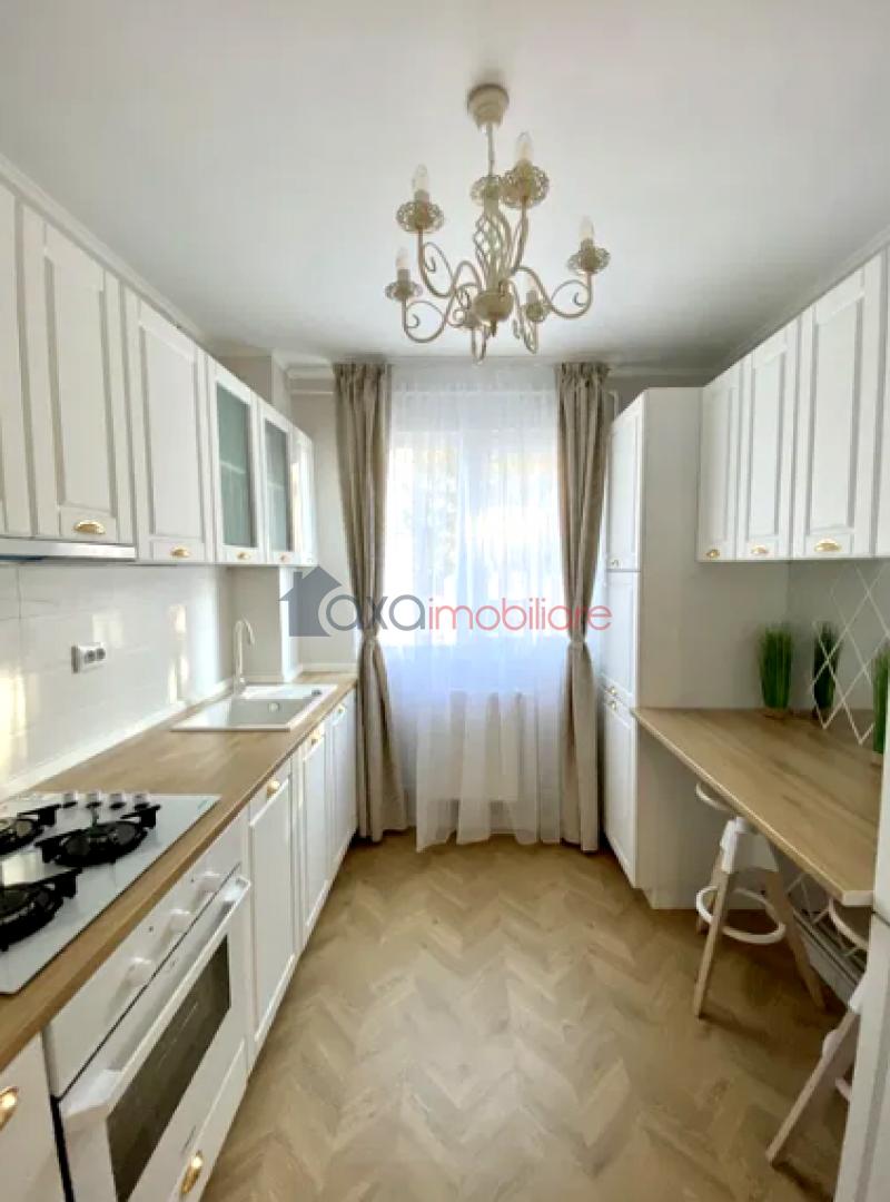 Apartment 4 rooms for sell in Cluj-napoca, ward Manastur