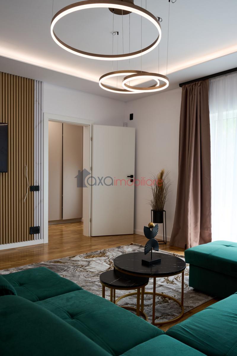 House 4 rooms for sell in Floresti