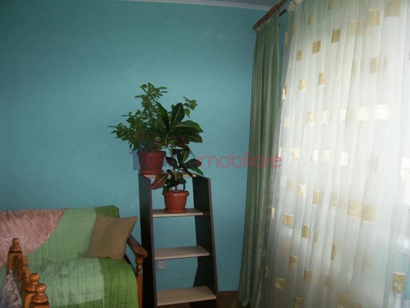 Apartment 4 rooms for sell in Cluj-napoca, ward Manastur